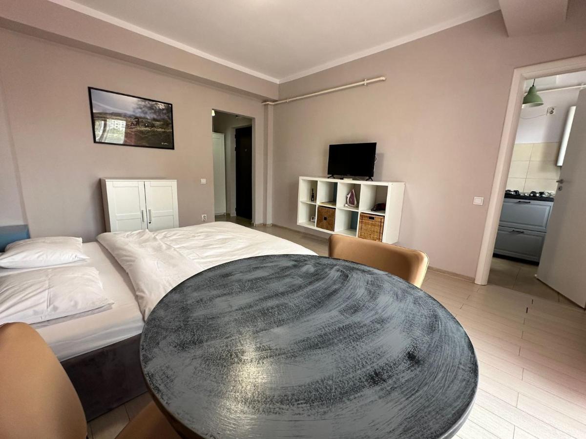 Central Studio Vitan Mall Бухарест Экстерьер фото